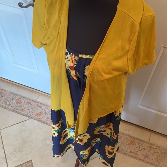 Casual summer/ spring dress - Picture 7 of 12